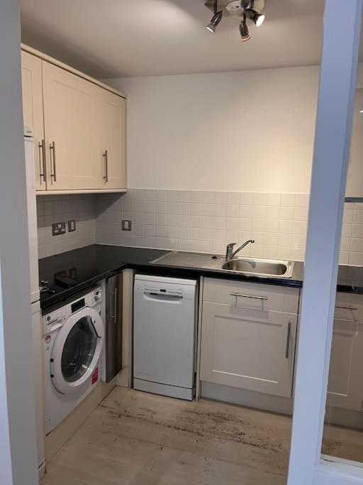 Luxury Two Bed Flat Heart Of Fulham Londra