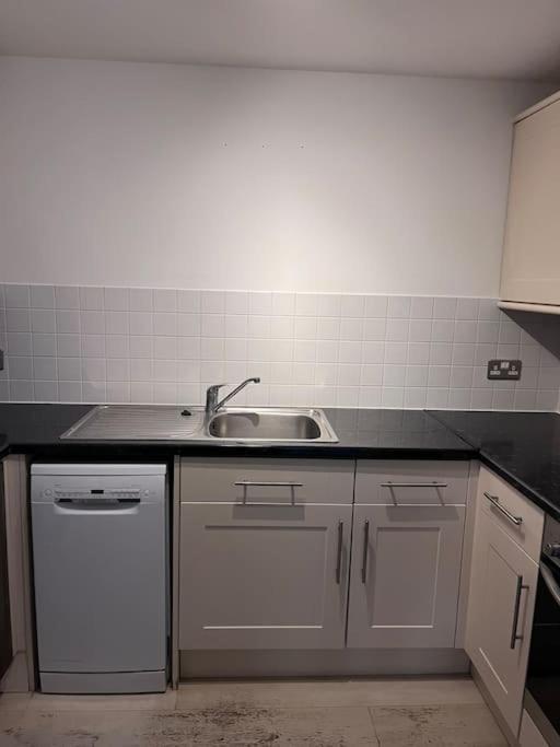 Luxury Two Bed Flat Heart Of Fulham * Londra
